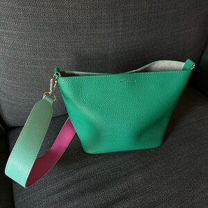 Find Kapoor Leather Bucket Bag